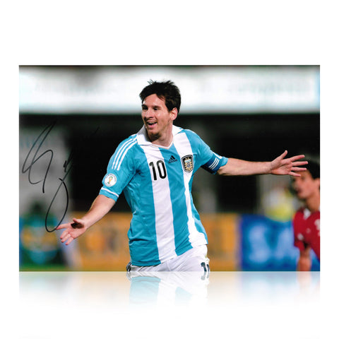 Lionel Messi Signed 12x8 Photo