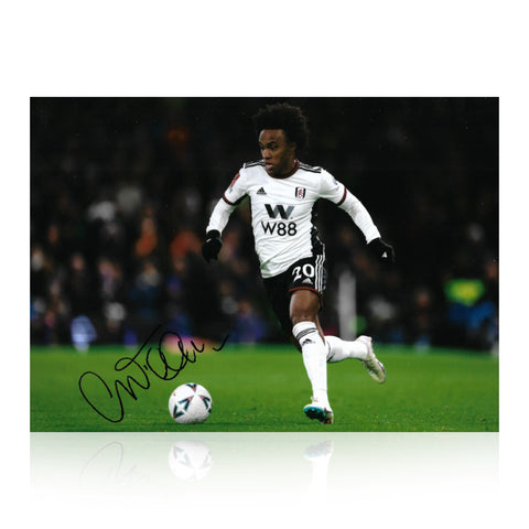 Willian Signed A4