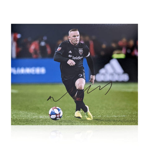 Wayne Rooney signed 10x8