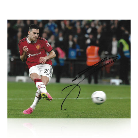 Diogo Dalot Signed 10x8 Photo