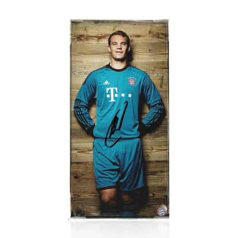 Manuel Neuer Signed 7x3.5 Bayern Munich Promo Clubcard