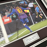 Lionel Messi Signed Framed 16x12 Photo