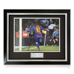 Lionel Messi Signed Framed 16x12 Photo