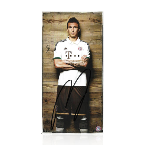 Mario Mandzukic Signed 7x3.5 Bayern Munich Promo Clubcard