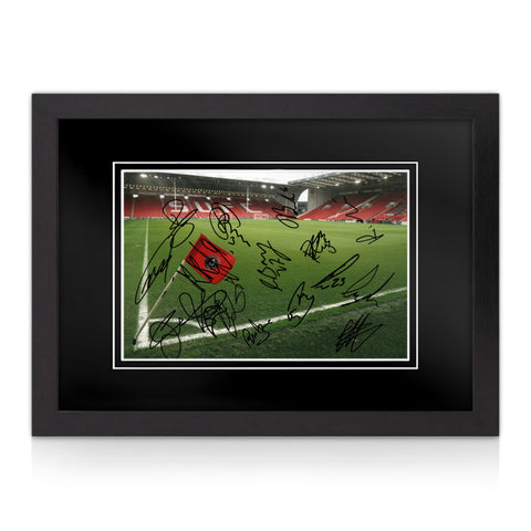 Sheffield United 2025/26 Squad Signed Framed A4 Photo